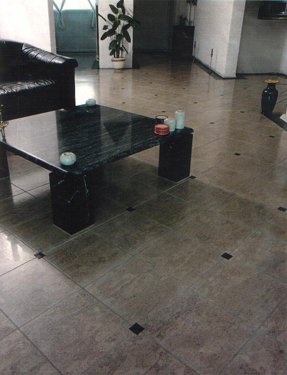 Stony Kork im Wohnzimmer