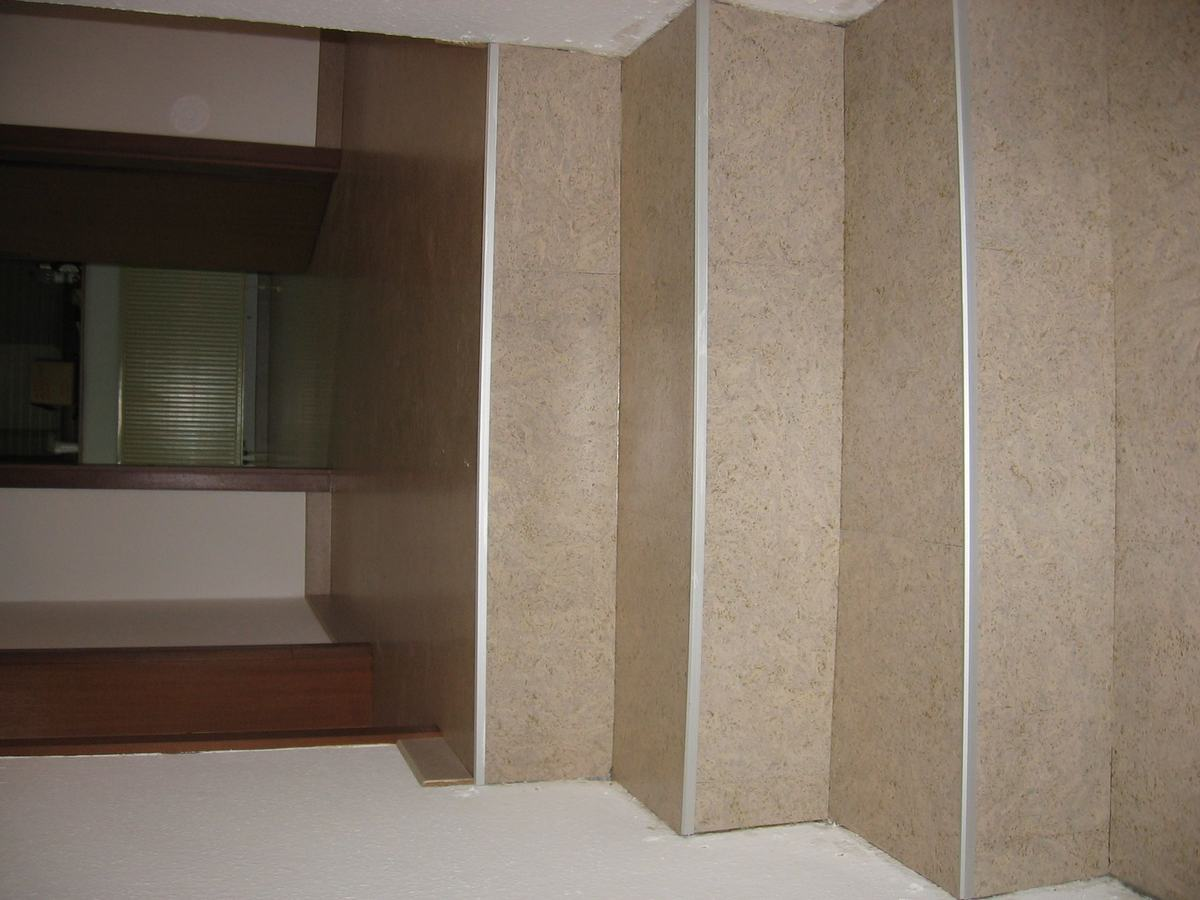 Treppe 07 3_1200 – Korkboden Referenz von Naturo Bodenbeläge