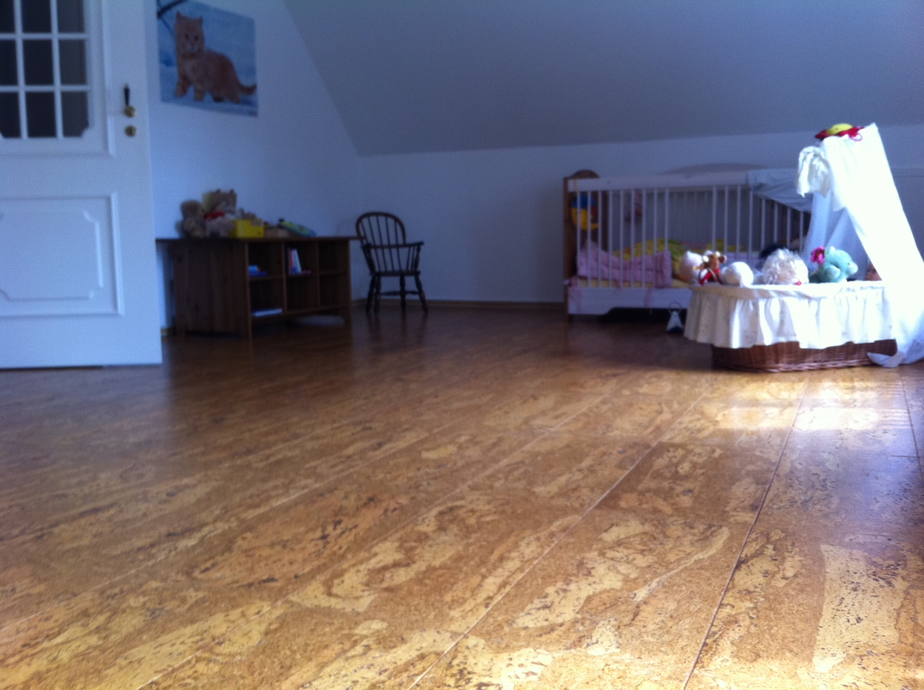 Korkparkett in Eichenoptik im Kinderzimmer